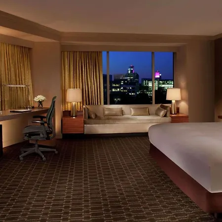 Hilton Mclean Tysons Corner-2